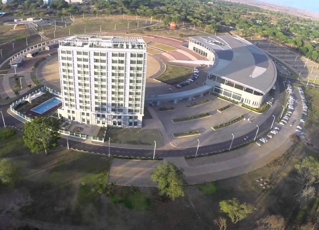 President Hotel At Umodzi Park Lilongwe Exteriör bild